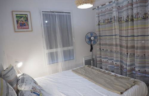 La Londe La Mer : appartement proche plages & vue superbe sur les îles d'or - Foto 44