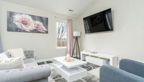 Peaceful Modern Home near Avon - Foto 2