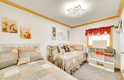 Quiet Eagar Retreat Near Lakes, Hiking and Hunting! - Foto 18