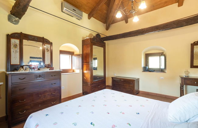 Holiday Home in Stilo With Pool & Views - Foto 20