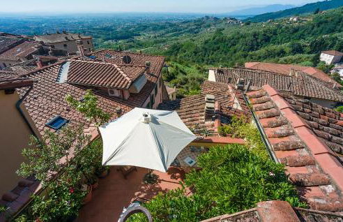 Lovely Apartment In Massa E Cozzile - Foto 16