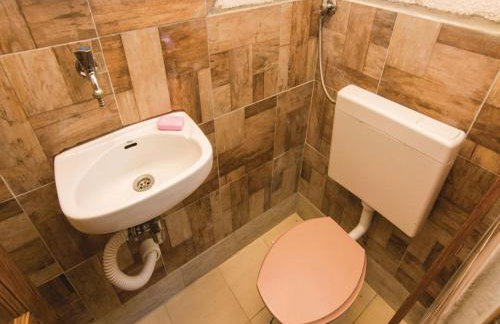 Dalmatian stone house with pool - Photo 19