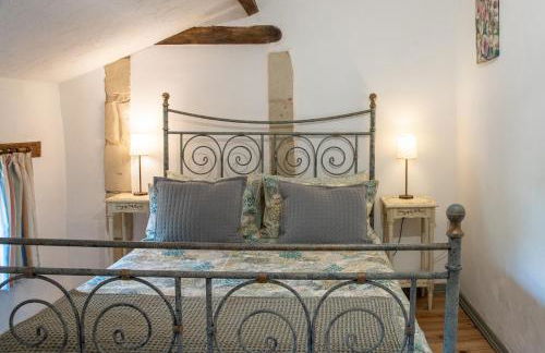 Lavender House - Traditional & charming stone home - Foto 21