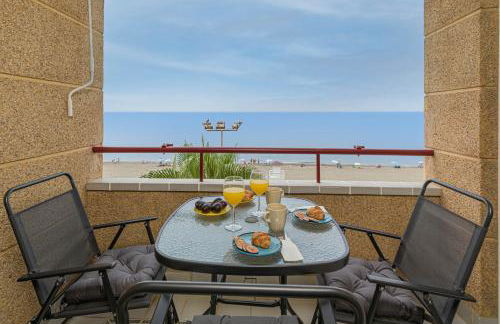 WintowinRentals Seafront Apartment with Spectacular Views - Photo 11