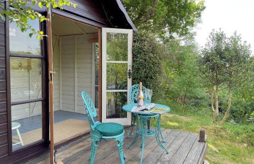 Beautiful 2BR Beach Lodge Set In Stunning Gardens - Pass the Keys - Photo 30