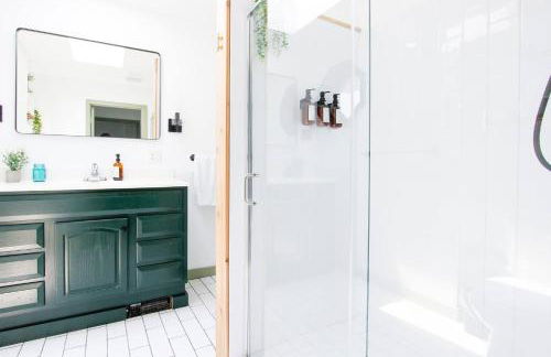 Expansive Victorian close to Saratoga Springs and Lake George - Foto 21