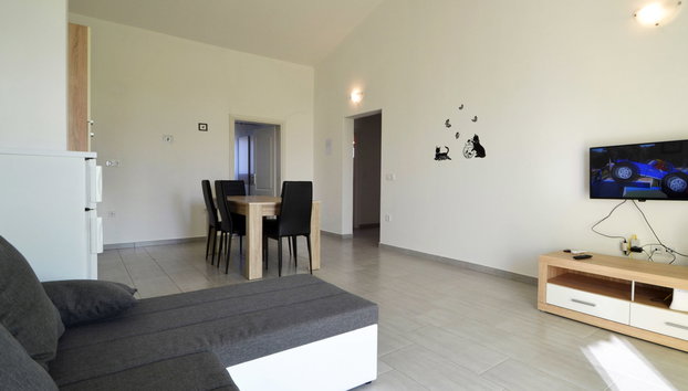 Ivan - Foto 2, Inside other