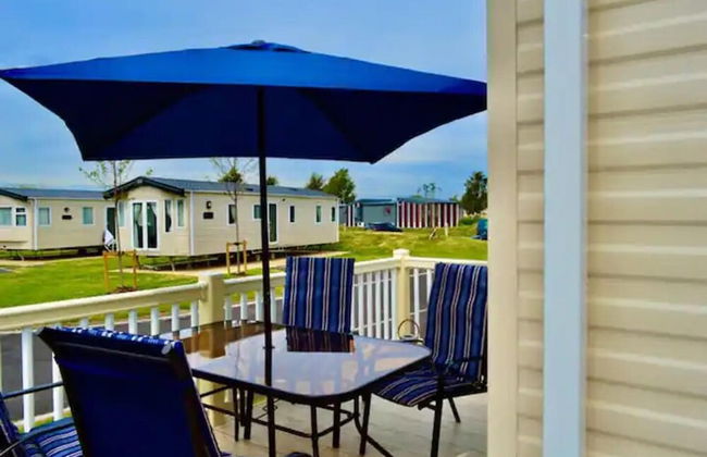 Tattershall Lakes Luxury Caravan With Hot tub - Foto 16