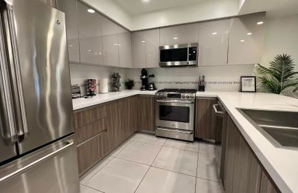 Century City Cozy 3 Bedroom Apartment with Parking 302,303 - Foto 11