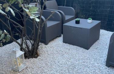 T2 rénové, jaccuzi, sauna, sièges massants, jardin, parking, métro - Foto 19