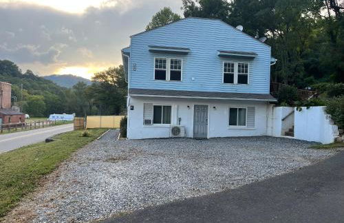 The Bait & Tackle #2 Near Town - Foto 36