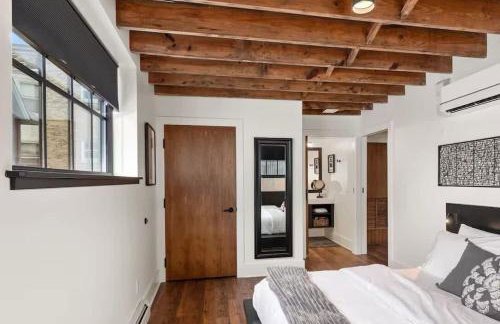 Downtown Luxe Historic Roots & Private Parking - Foto 19