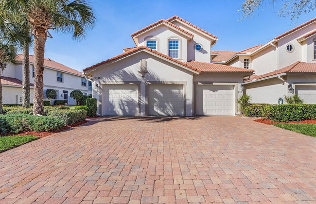 Crown Colony #101 - 16146 Mount Abbey Way 2 Bedroom Condo by RedAwning - Foto 21