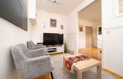 Look No Further The Stable Block in Beautiful Beaufort House 2 Bedrooms - Photo 16