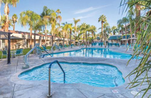 Family fun in Palm Springs in this resort 2BD condo with resort amenities including kids pool - Foto 28