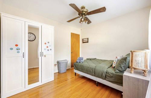3BR Home - Free Parking-WiFi Kitchen Laundry-Kids Friendly-Near DC & Downtown & Metro-Patio & Deck - Foto 24
