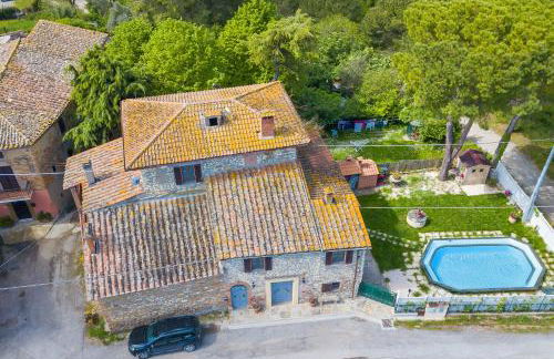 Borgo Panicale with Shared Pool and Garden - Photo 2