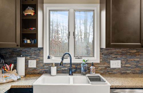 Cozy Mountain Song- Massanutten Mountain - Foto 4