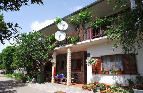 Apartments in Karlobag - Velebit Riviera 17083 - Foto 1