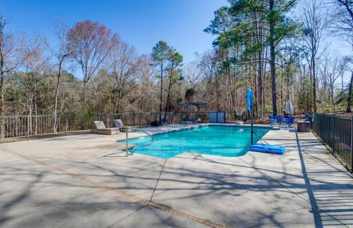 Near Lake Murray: Family Getaway w/ Screened Porch - Foto 1