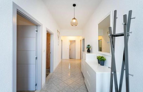 Lovely Apartment In Skabrnja - Foto 17