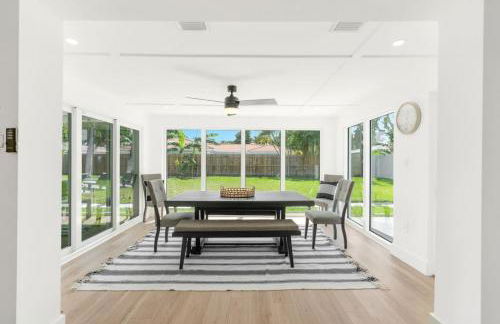 Delilas Chic 3 Bedroom 2 bath Abode with Heated Pool - Foto 75