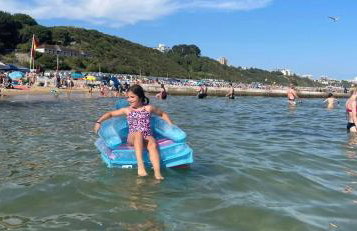 Poppy at Oakdene Forest Park - Foto 12