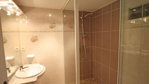 Gîte authentique avec terrasse couverte, 16 km de Gérardmer, 4 chambres, équipement bébé, Wi-Fi inclus - FR-1-589-231 - Foto 4