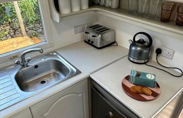 Static Caravan Near Perranporth - Photo 11