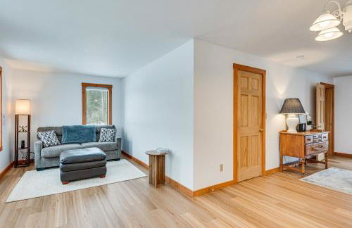 2BR Hilltop Retreat on 12 Acres! VAST Trail Access - Foto 19