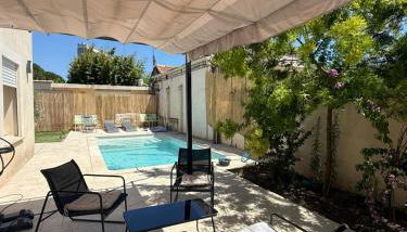 Maison Villa Nimes 4 Chambres, Piscine et 2 places parkings privés fermés - Foto 5, Garden