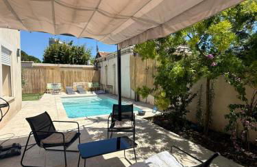 Maison Villa Nimes 4 Chambres, Piscine et 2 places parkings privés fermés - Foto 5