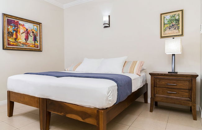 Botanic Bliss Living in Kingston - Photo 8