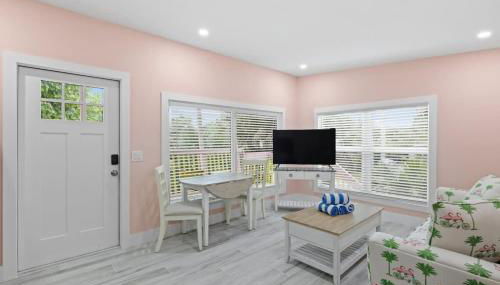 Charming Suite with Balcony and Bikes in Historic Sandpiper Inn - Foto 2