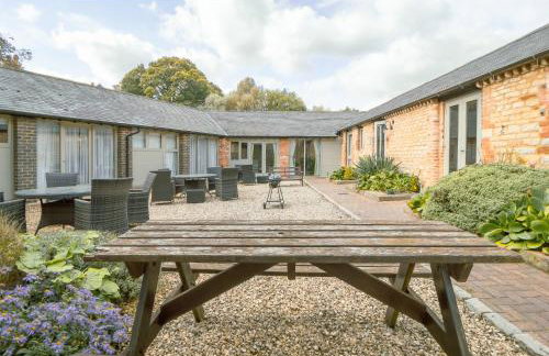 Otters Holt at Tove Valley Cottages - Foto 12