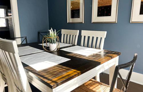 Sleeps up to 20 in Dayton with 6 Bedrooms plus 2 Full Kitchens - Foto 11