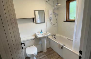 The Wee Hoose near Loch Ness, private garden, private parking - Foto 12