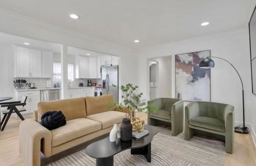 Modern Elegance- Big Group - Games - Sleeps 10 - Photo 14