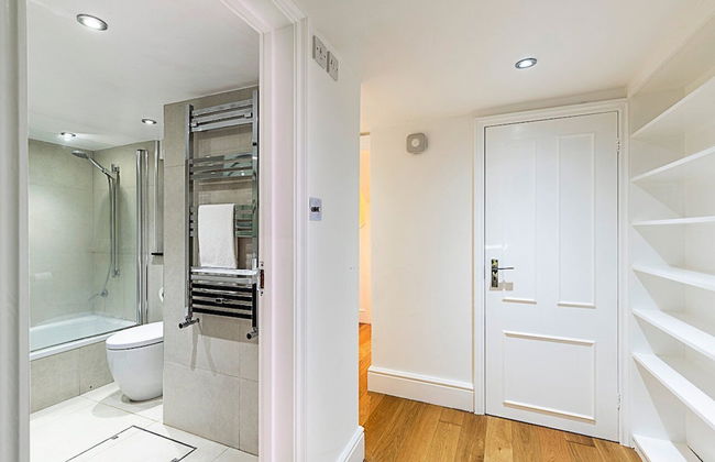 Charming Two-Bedroom Flat in West Hampstead - Photo 18