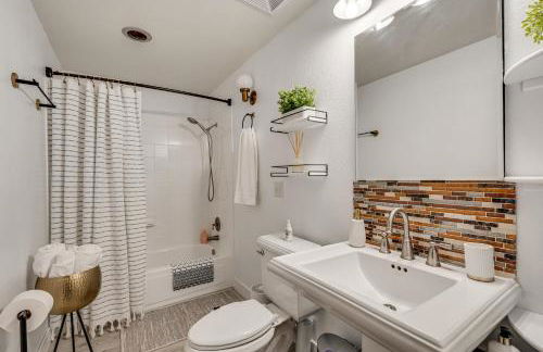 2 Mi to CU Boulder Mtn-View Condo with Pool Access - Photo 16