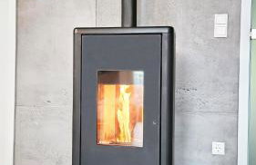 Natur-Design "Platzhirsch Sauerland" - Sauna, Kamin, Balkon, Garten, Hütte, Grill - Foto 6