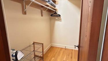 Studio- Steps from Stanford & Close to Everything! - Foto 5, wardrobe