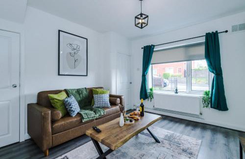 The Acacia Lodge - Beautiful & Modern 3-BR with FREE Parking - Perfect For Business or Work Stays by Parydise Properties - Foto 9