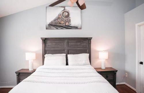 Cozy Springfield Townhome , WIFI , Pet Friendly - Foto 16