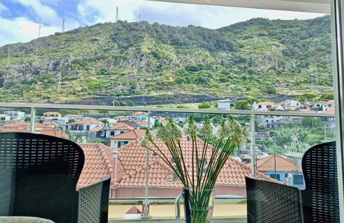 Sunny Little Sister Apartment - 7 min walking from the beach and at 7 min driving from the Airport - Foto 25