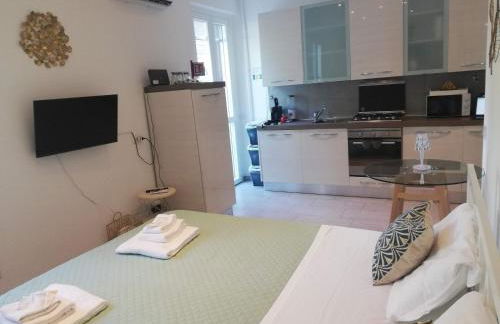 Patio & Parking - Self check-in & Remote access - Foto 7