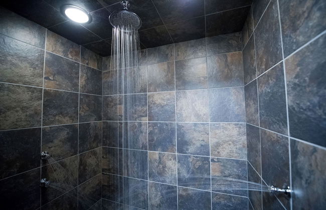 Eureka Springs Treehouses, Hobbit Caves & Castles - Photo 41