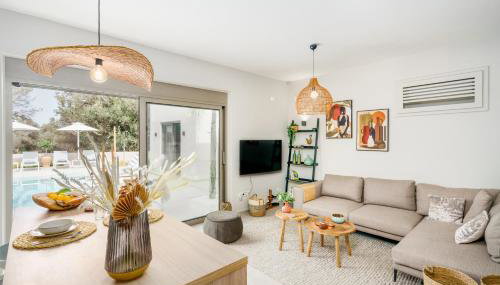 New Stylish Villa Tessera with Private Pool and BBQ - Foto 4