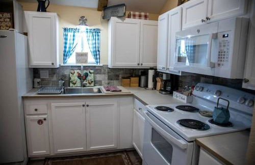 StockYards! Less than 4 minutes-Sleeps 8-Lee House - Foto 58