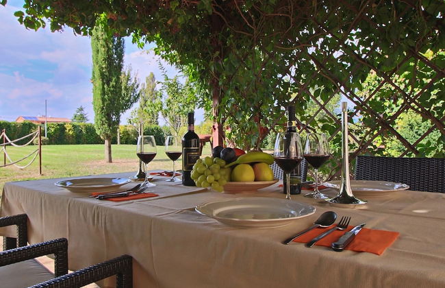 Modern Holiday Home in Foligno - Loc. With Pool - Foto 75